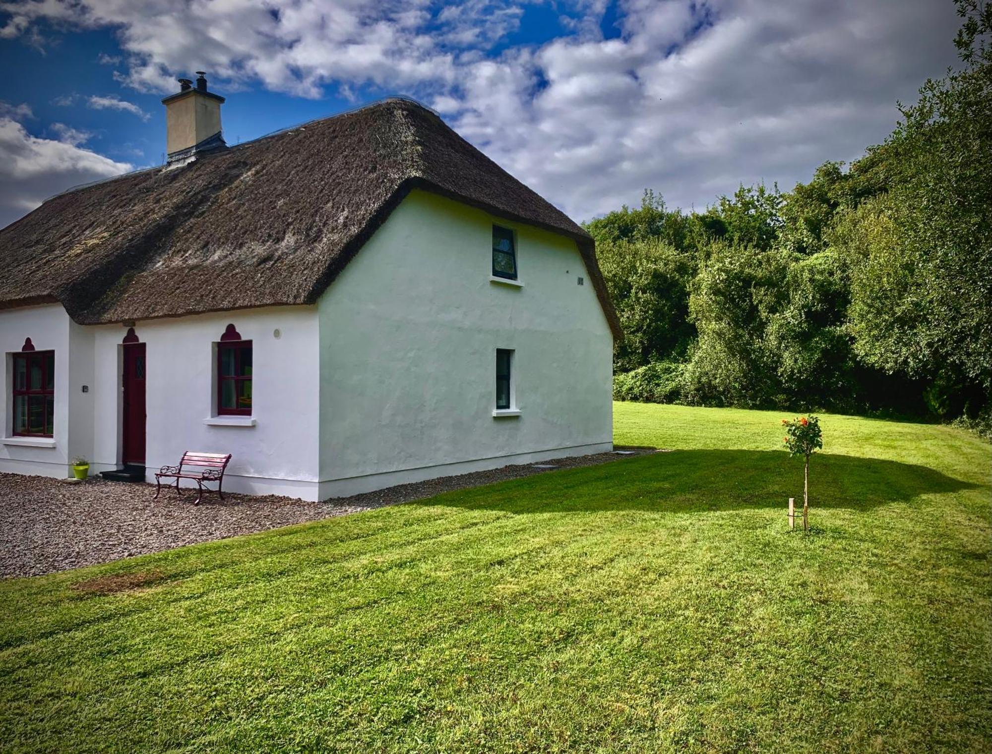 Cottage 33 Old Killarney Village Килларни Экстерьер фото